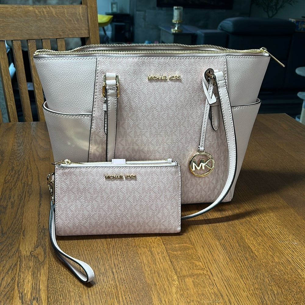 Michael Kors Blush Pink Tote Bag with matching wallet
